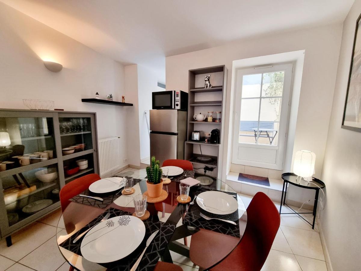Coquette Maison De Ville Calme Avec Patio Angoulême Extérieur photo