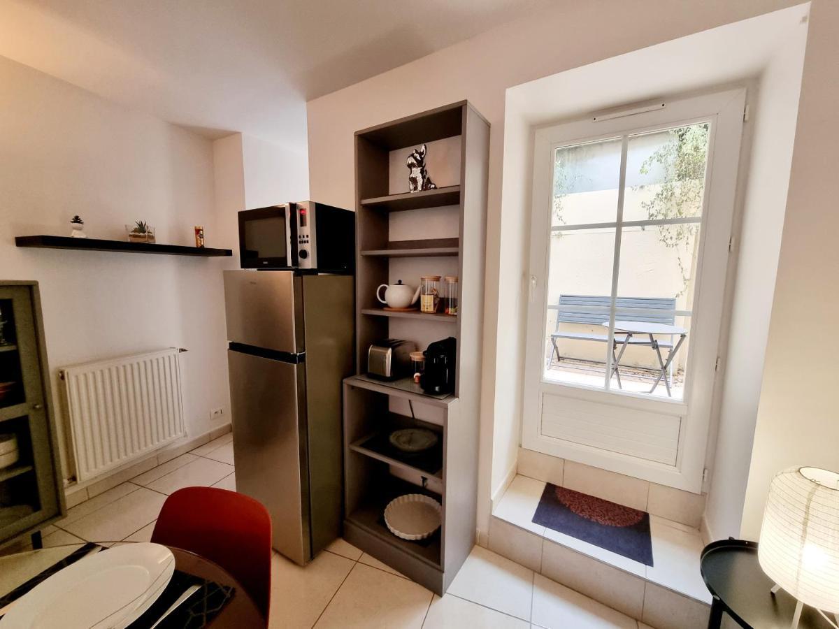 Coquette Maison De Ville Calme Avec Patio Angoulême Extérieur photo